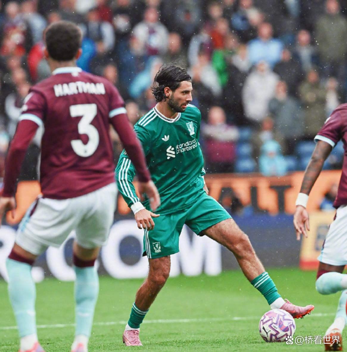 关于亚运会常规赛对决在即！利物浦演练定位球，费城76人密集防守应对的信息